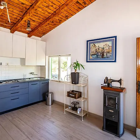 Holiday home 2 Bedroom Front In Sali