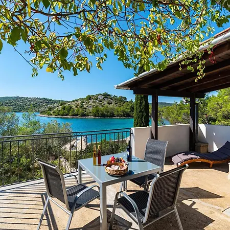 Holiday home 2 Bedroom Front In *