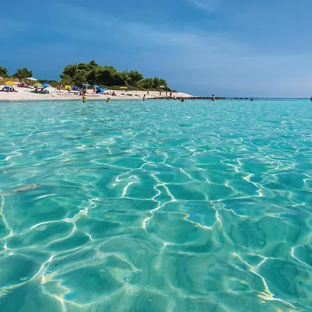 Dom wakacyjny 2 Bedroom Front In Sali