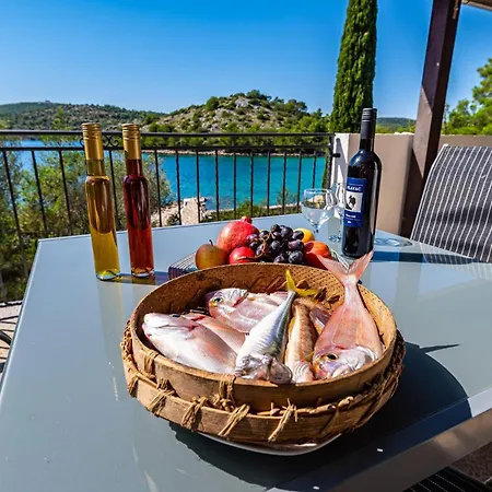 Dom wakacyjny 2 Bedroom Front In